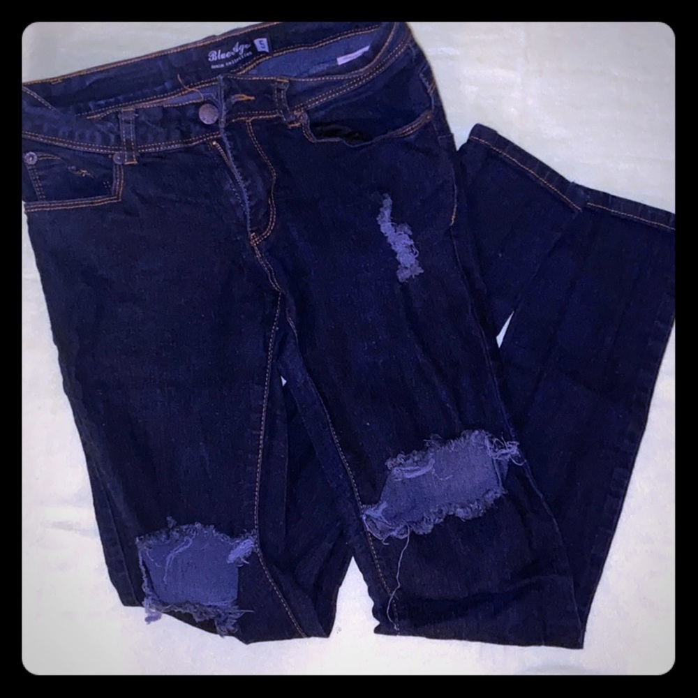 Distress Denim 👖